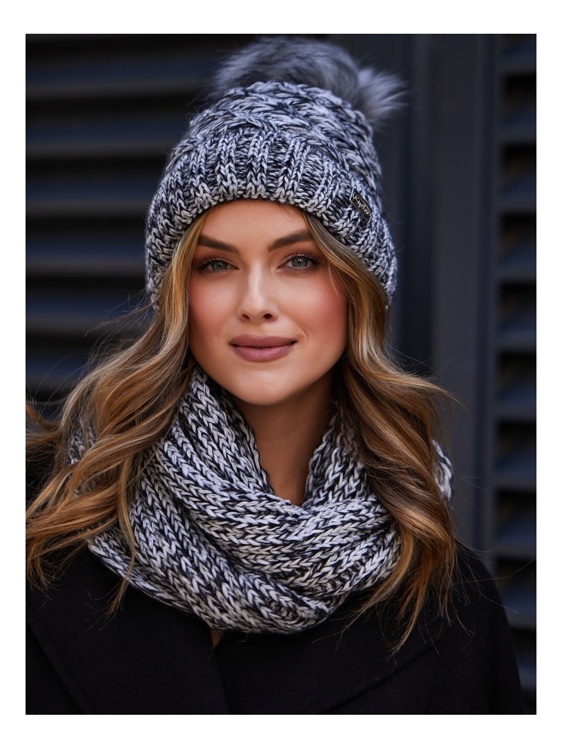 Warm women\'s set with a scarf, light gray and black C34 - Online store - Boutique